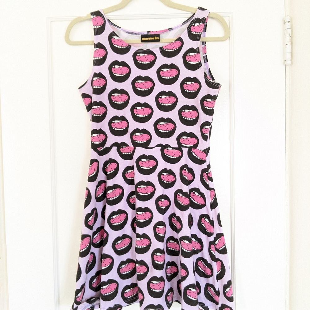 Nooworks big mouth dress